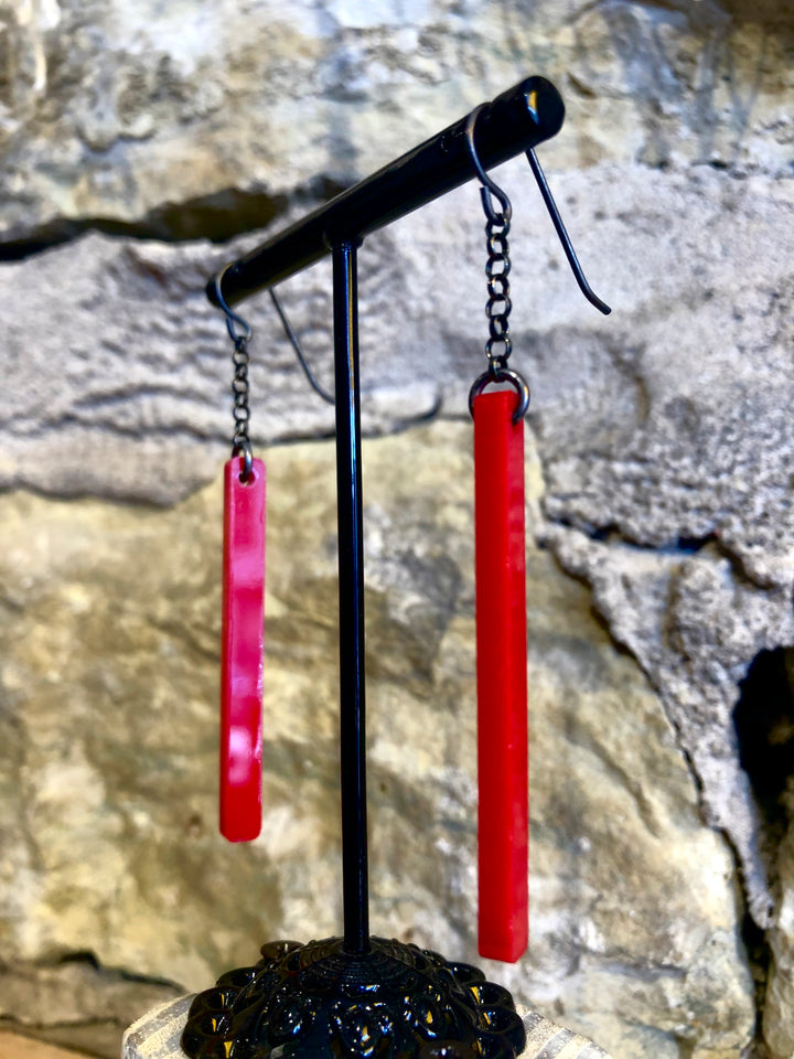 Stick_Chain Red Earrings