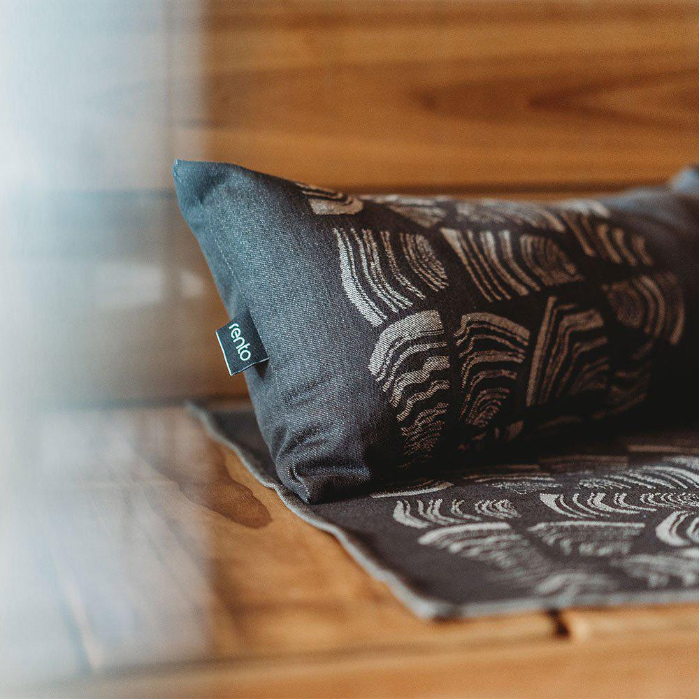 
                      
                        Sauna Pillow Pino Black
                      
                    