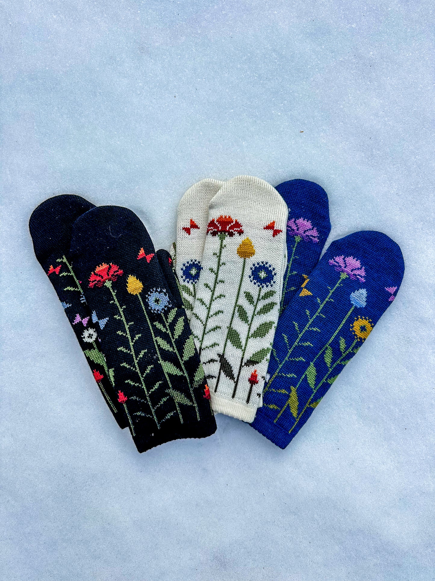 Flowers Merino Wool by Tuorineimi