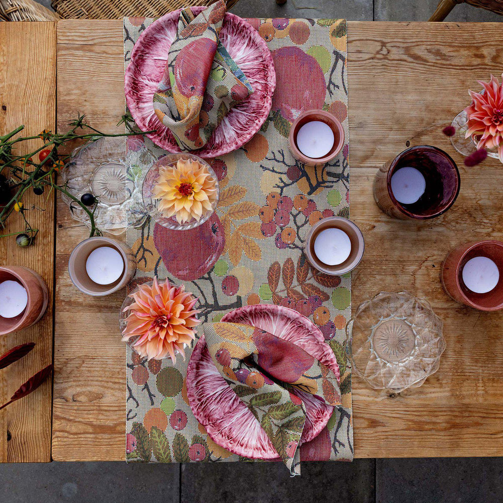 
                      
                        Ekelund Äppelbär Table Runner
                      
                    