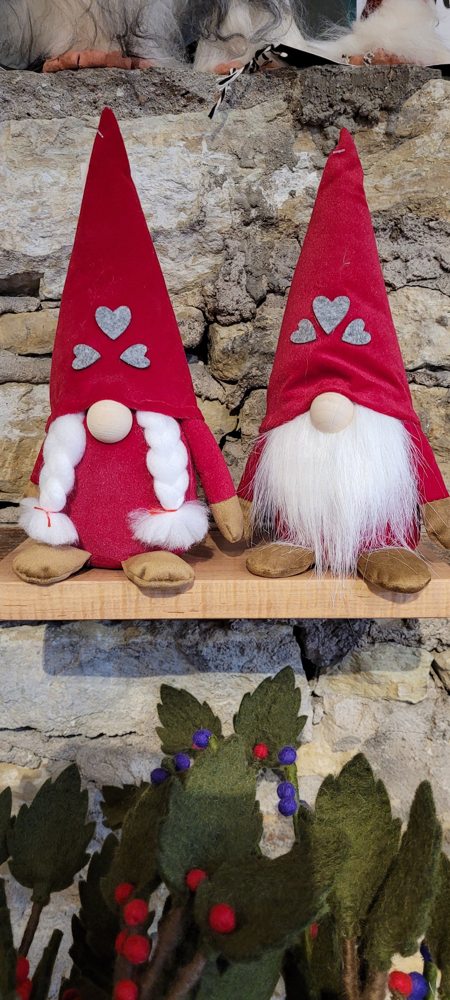Gnome Red Hat - 3 Hearts