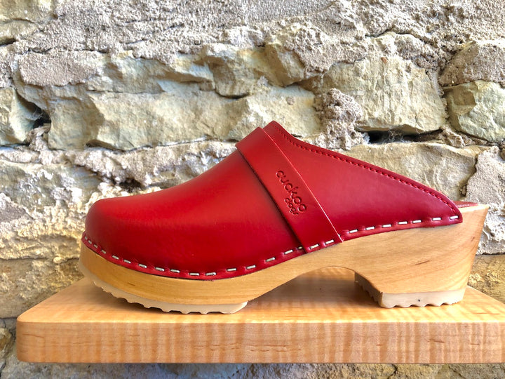 Cuckoo Clogs - Red