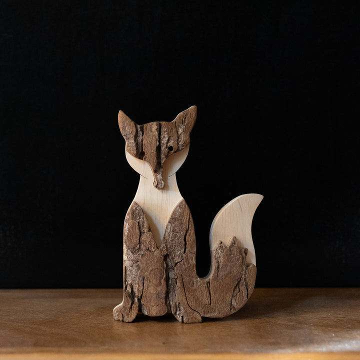 Sitting Fox Bark Woodcraft