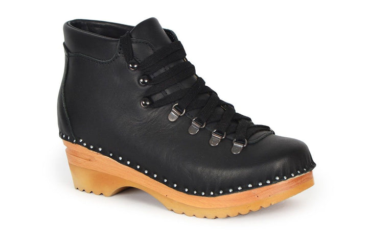 Caspar Clog Hiking Boot in Black Leather