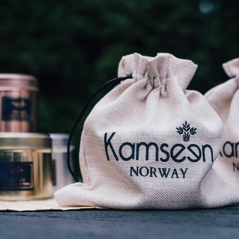 
                      
                        Kamseen Candle -Samisk
                      
                    